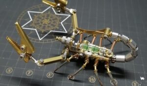 132 metall skorpion klein