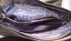 43 01 handtasche suri frey