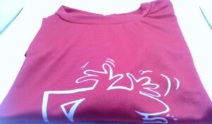 43-01 T-Shirt freche La Linea