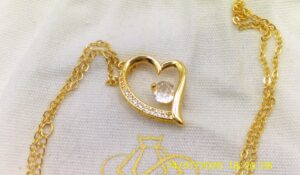 47 02 halskette mit herz