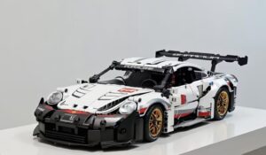 93 sportwagen weiss (1299 teilig)